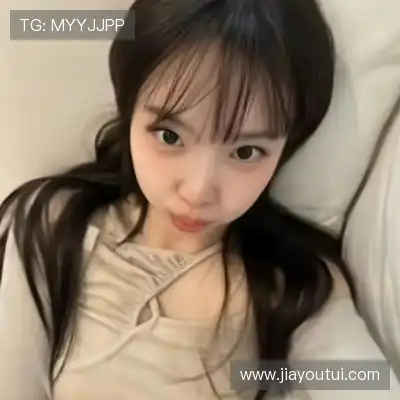 荣杏暖